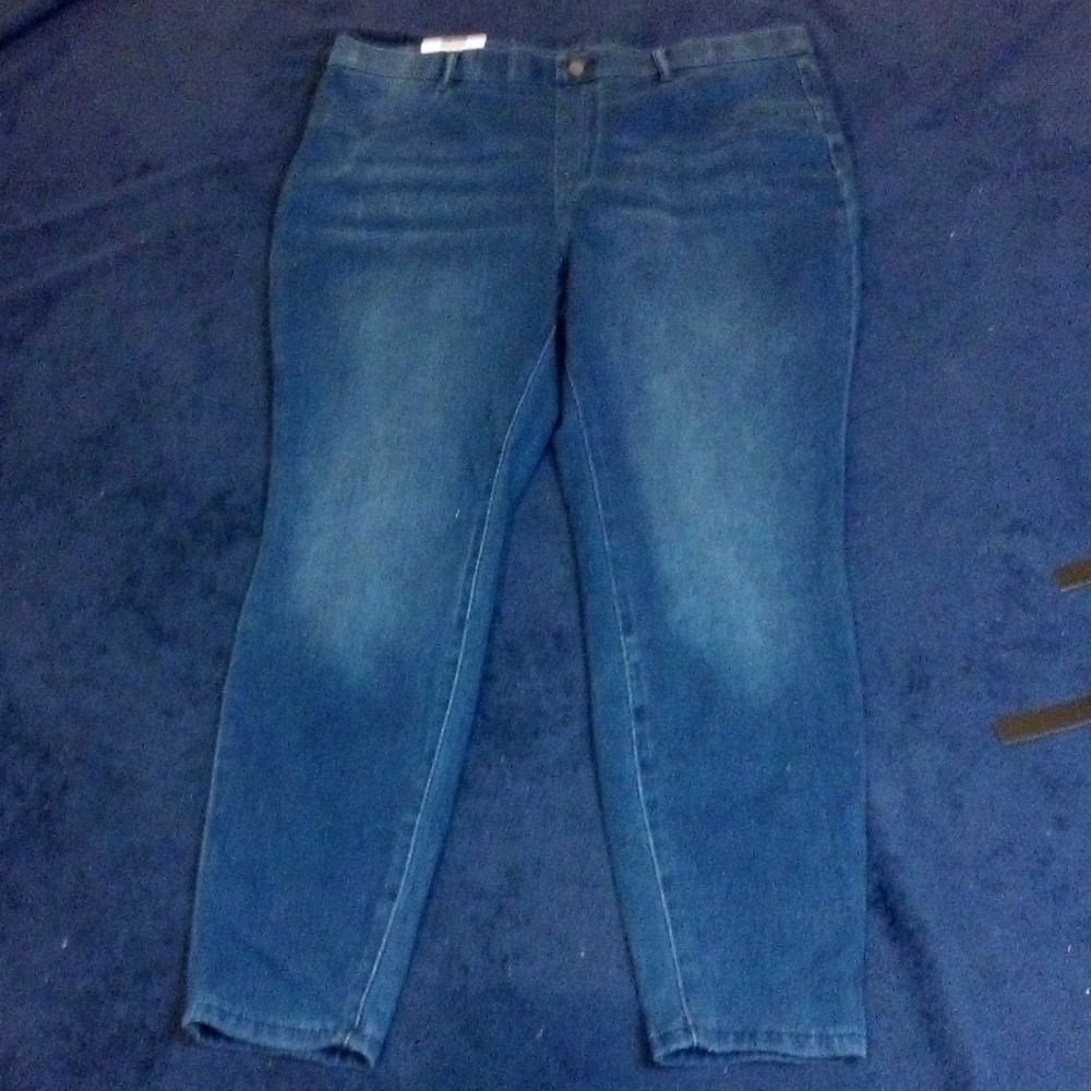 Blue jeans high rise